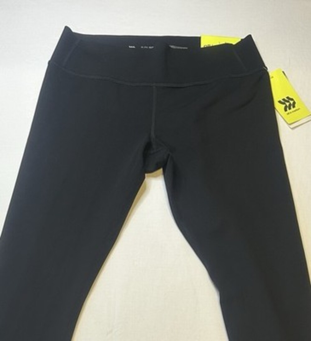 All in Motion Women’s Mid-Rise Leggings Black XL 14 Workout Wear NWT